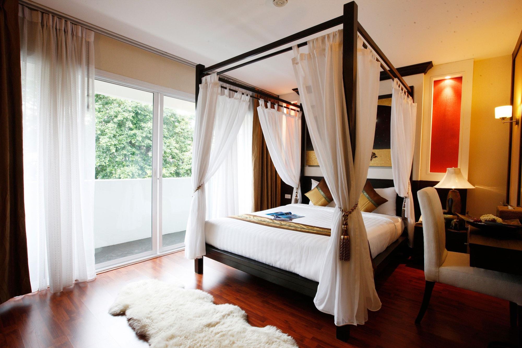 Mirth Sathorn Hotel Bangkok Buitenkant foto